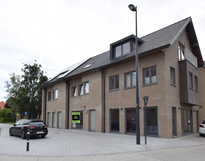 Recente (2015) woning, gelegen te Keiem