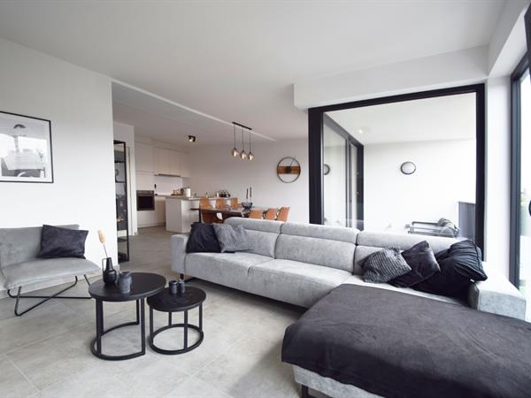 Makkelijk bereikbaar appartement met 2 slaapkamers vlakbij het centrum