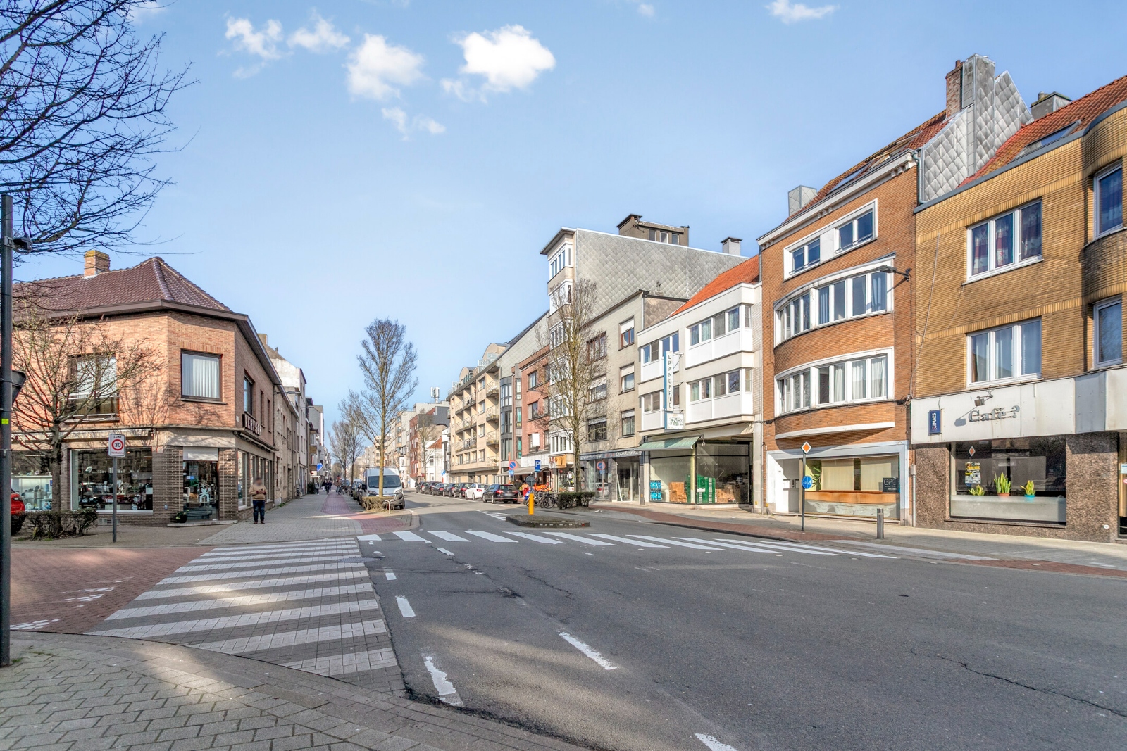 Commerciële ruimte aan de Torhoutsesteenweg te Oostende