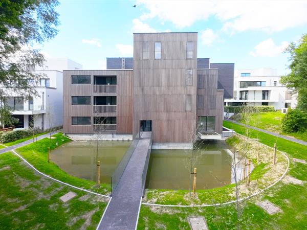 Energiezuinig nieuwbouwappartement met 1 slaapkamer vlakbij centrum Ieper