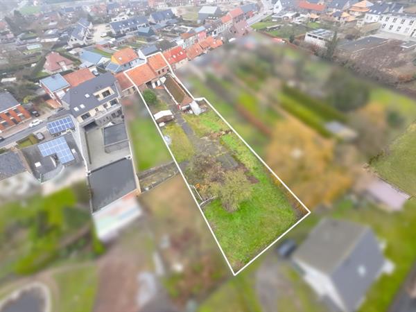 Te renoveren hoeve in Ichtegem