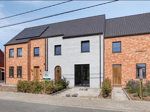 MONO: Energiezuinige en landelijke woning op groot perceel