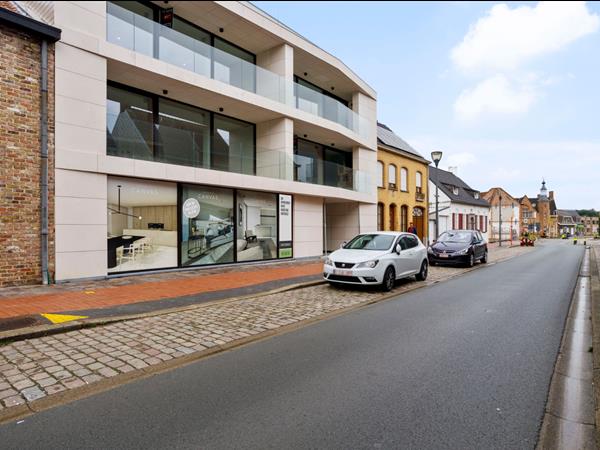 Handelsruimte te koop in Houthulst