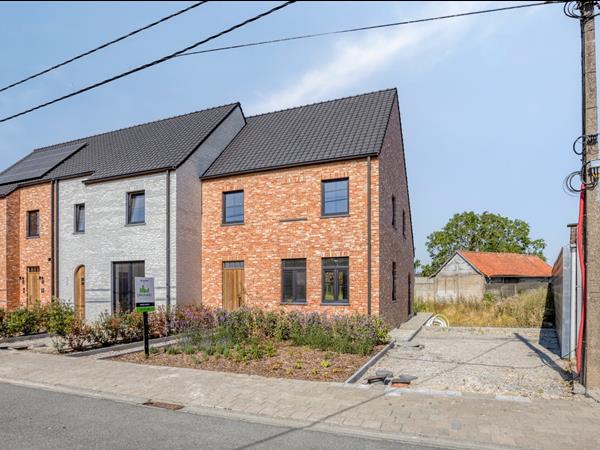 MONO: Energiezuinige en landelijke woning op groot perceel