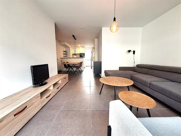 Recent duplex appartement te huur met 2 slaapkamers