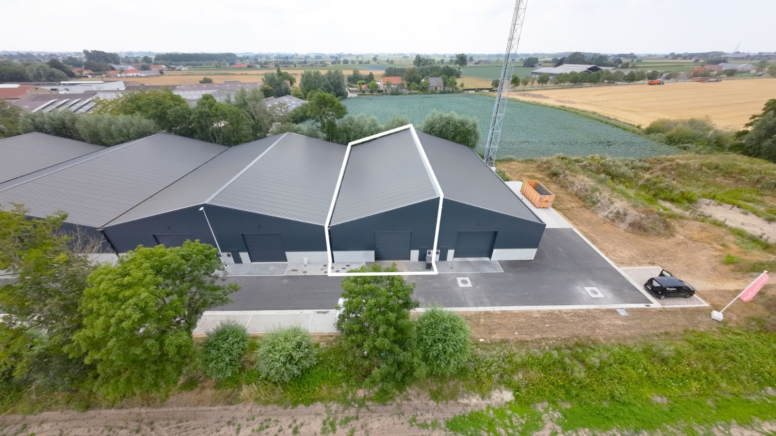 Bedrijfsloods van 377,39 m² te koop in Werken