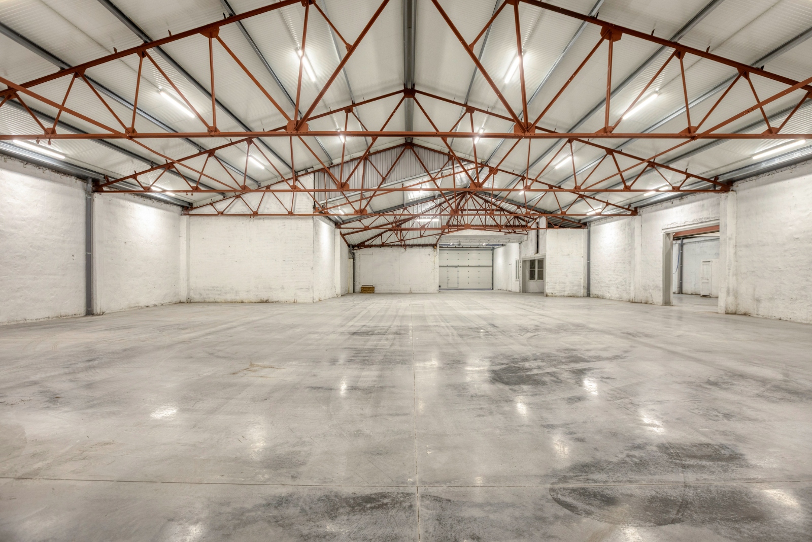 GERENOVEERDE LOODS VAN 998 M² IN HET CENTRUM VAN OOSTENDE