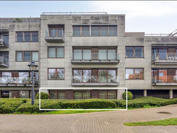 Residentieel gelegen, comfortabel en lichtrijk gelijkvloers appartement op toplocatie –  meer dan 120 m² wooncomfort
