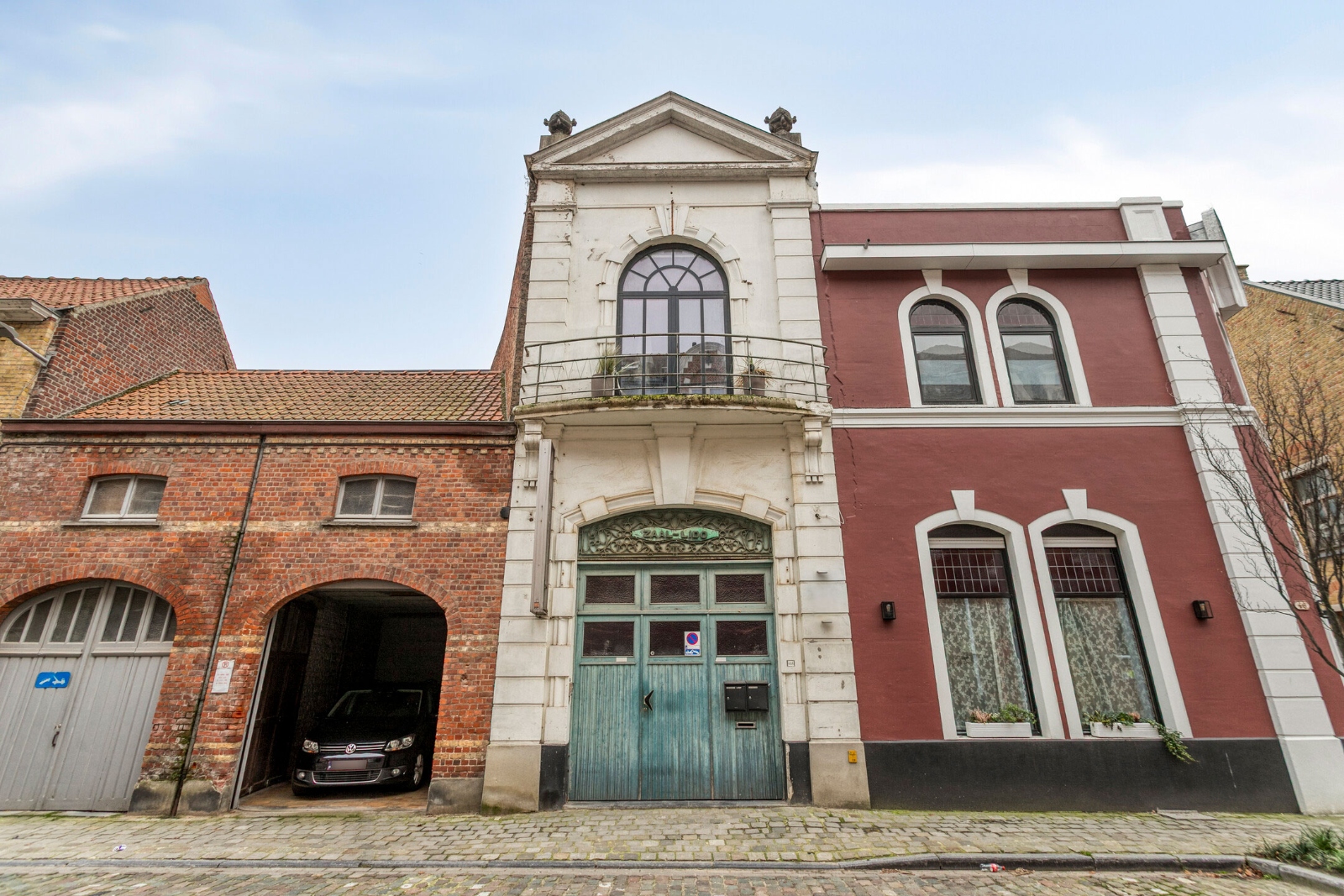 Uniek karaktervol historisch eigendom met een waaier aan mogelijkheden