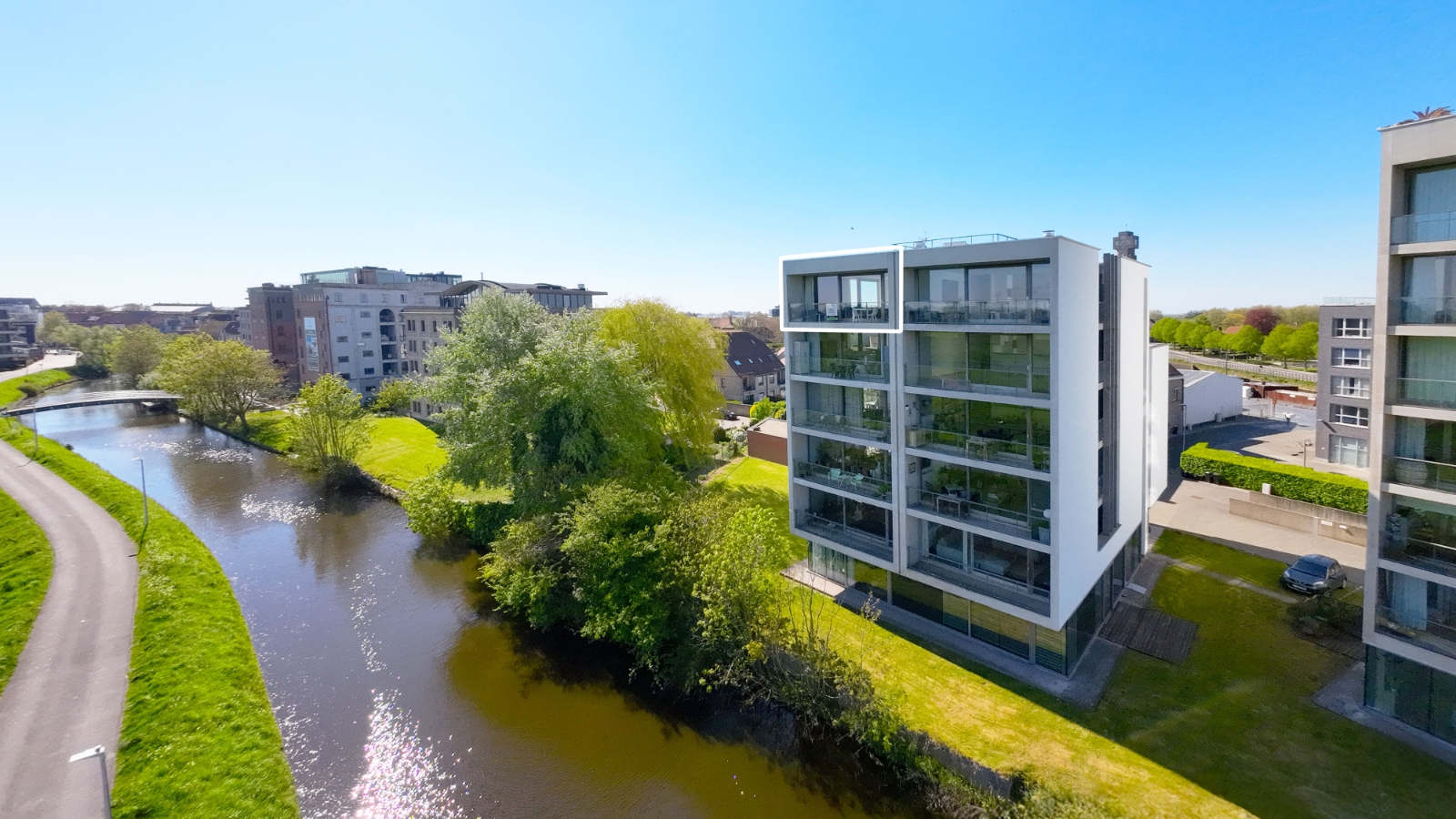 Stijlvol penthouse met panoramische vergezichten in Diksmuide